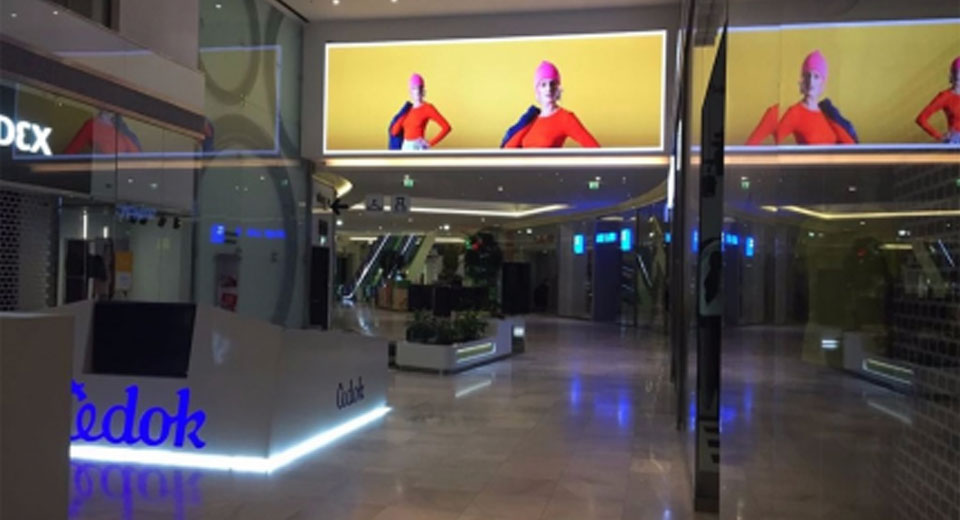 Shopping Mall LED Display Solution
